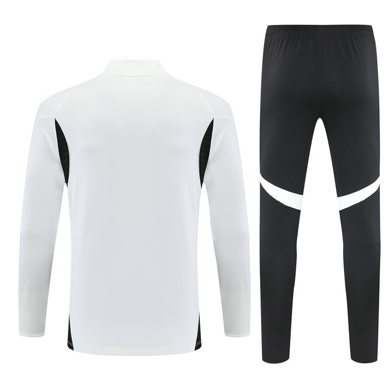 25/26 Liverpool Training White Tracksuit