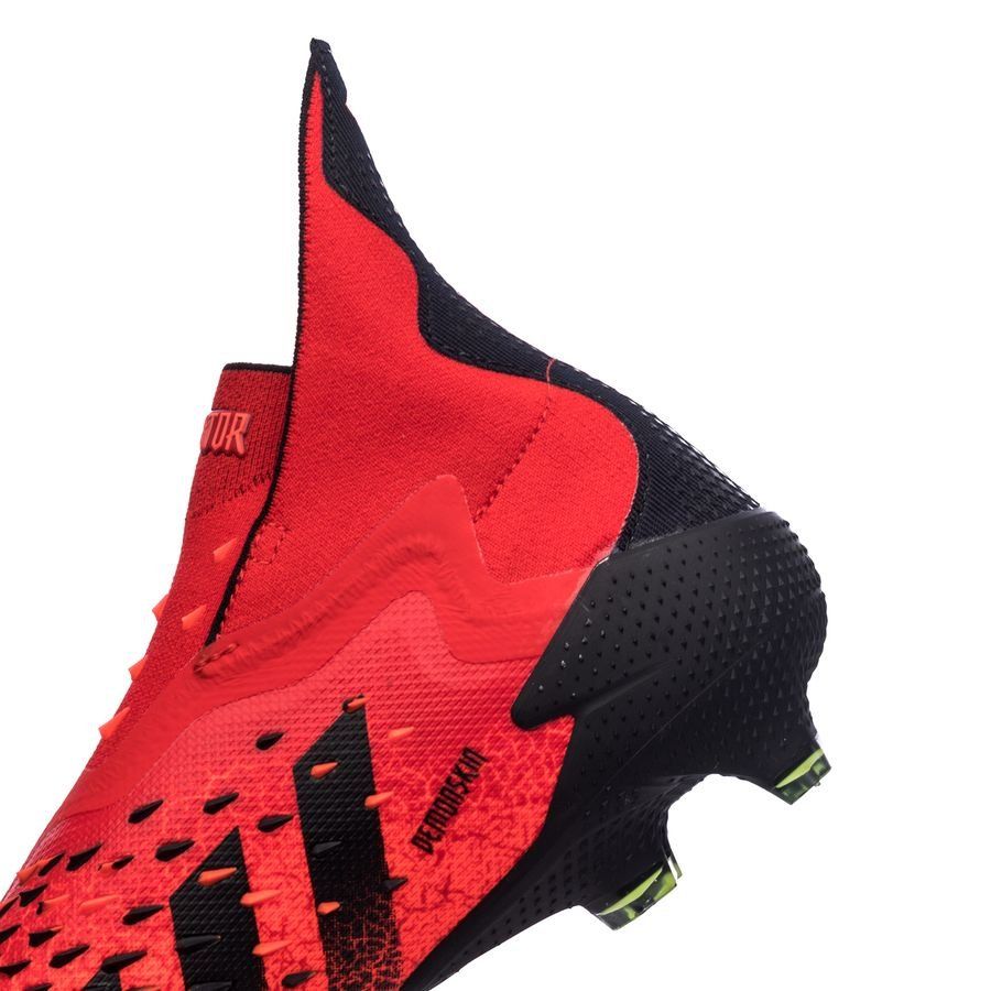 Predator Freak FG Red Black
